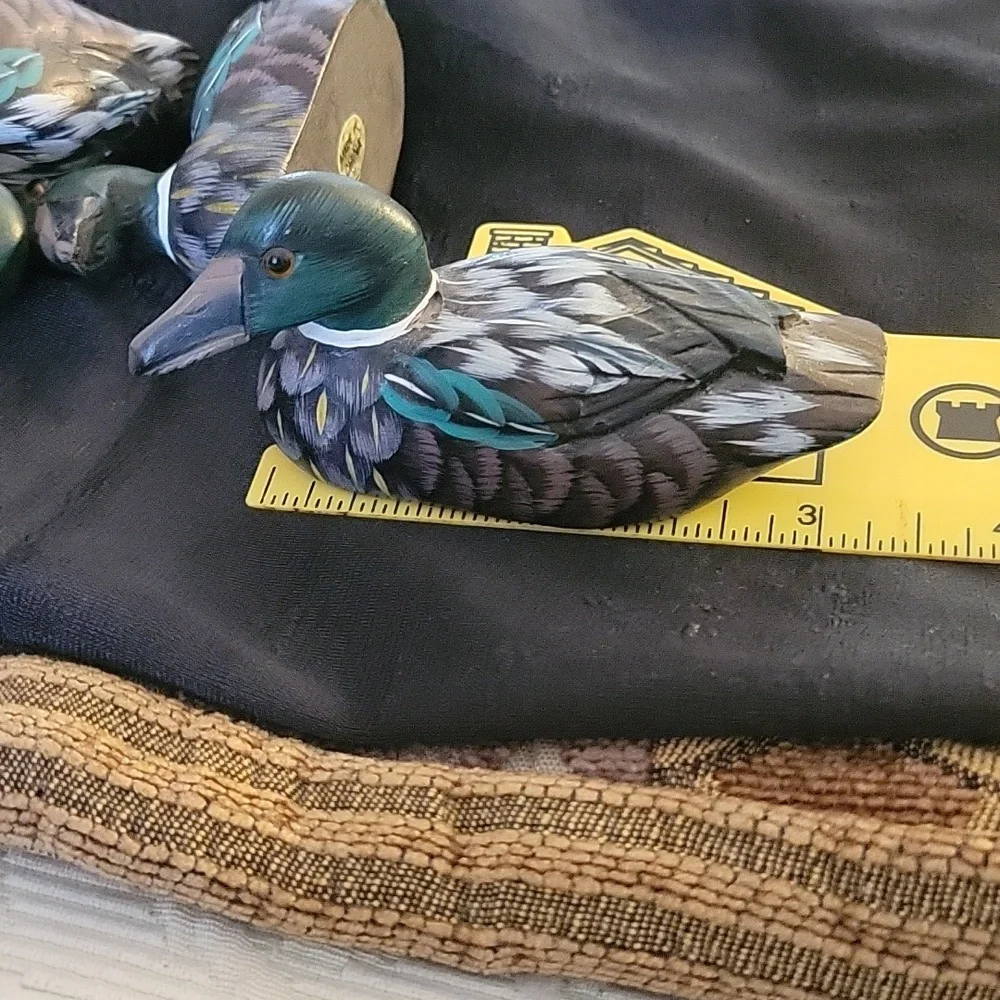 Decorative Bird Figurines - Green and Gray